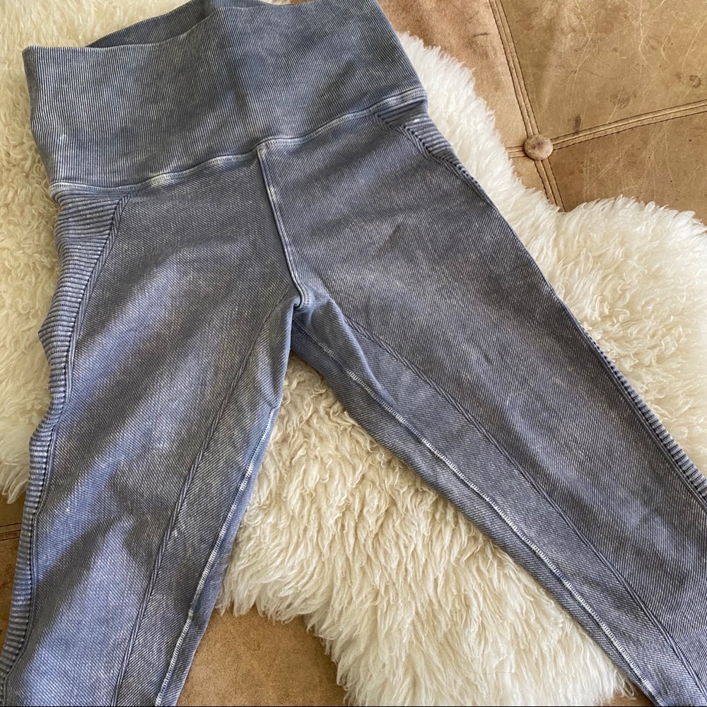 Avocado Air Capris/Leggings